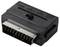 Ein schwarzer SCART-Adapter mit Umschaltern für Audio/Video, Ausgang/Eingang.
