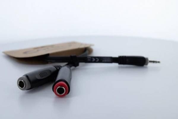 Cordial 14892 Klinke Audio Y-Adapter [1x Klinkenstecker 3.5 mm - 2x Klinkenbuchse 6.3 mm (mono)] 0.30 m Schwarz PVC-Mantel, Zwillingsleitung