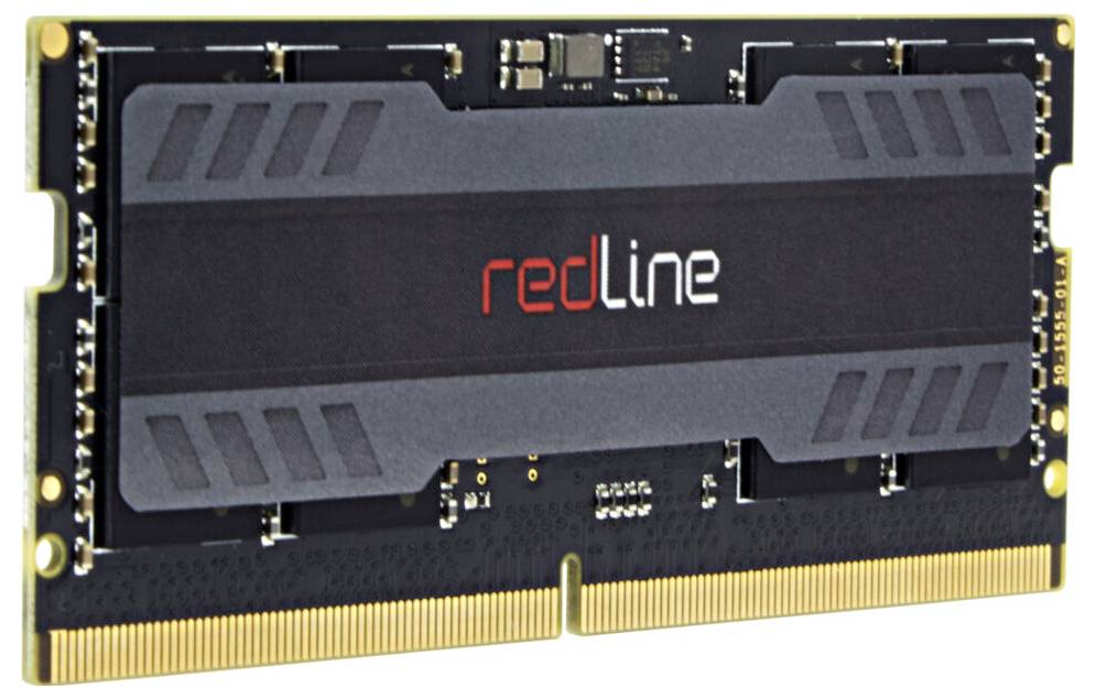 'Ein RAM-Modul mit der Aufschrift "redLine" auf einem schwarzen Kühlkörper, geeignet für den Einsatz in Computern zur Speichererweiterung.'