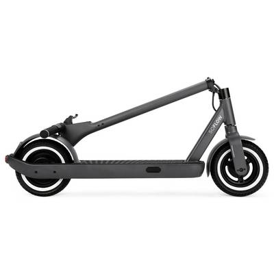 Ein schwarzer E-Scooter ist seitlich zu sehen, mit einem klappbaren Rahmen und handlichen Rädern, ideal für urbane Mobilität.