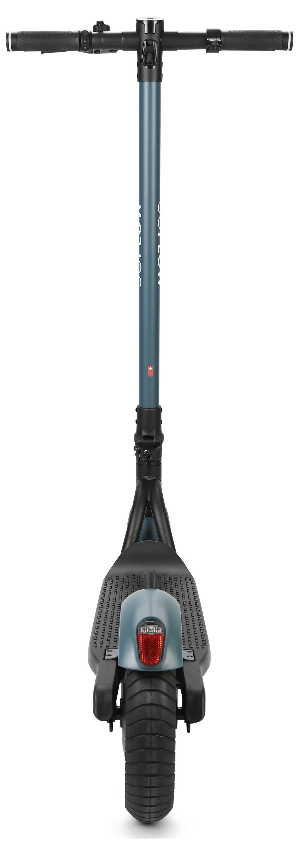 Elektroroller von vorne, mit blauem Lenker und Rücklicht am Hinterrad, für urbane Mobilität gestaltet.