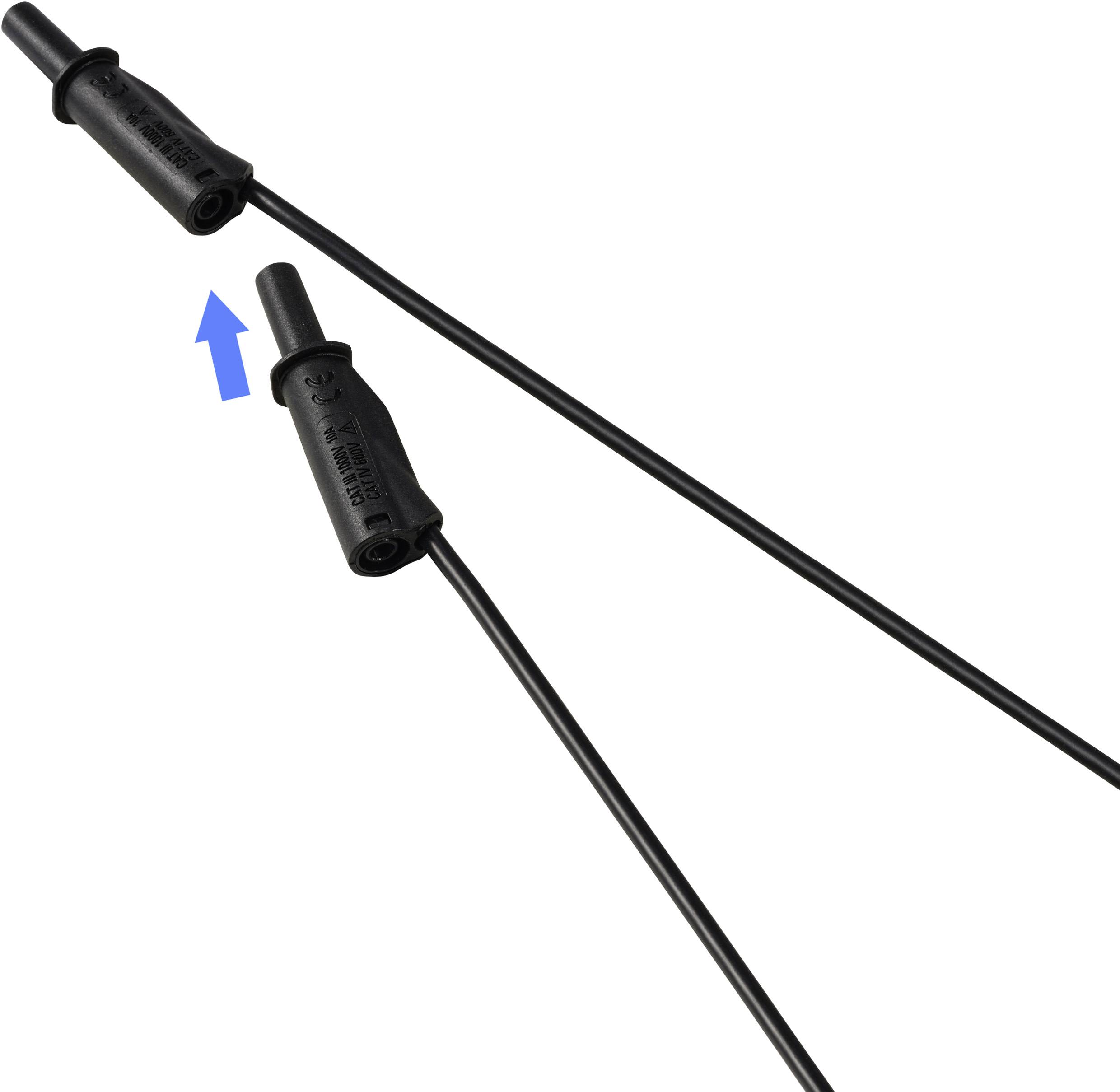 Zwei schwarze Kabel mit Stecker und Buchse, verbunden durch einen Pfeil, der den Anschluss anzeigt.