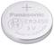 Panasonic CR2450 3V Lithium-Knopfzelle, hergestellt in Indonesien, mit einem Warnzeichen für potenzielle Verschluckungsgefahr bei Kindern.