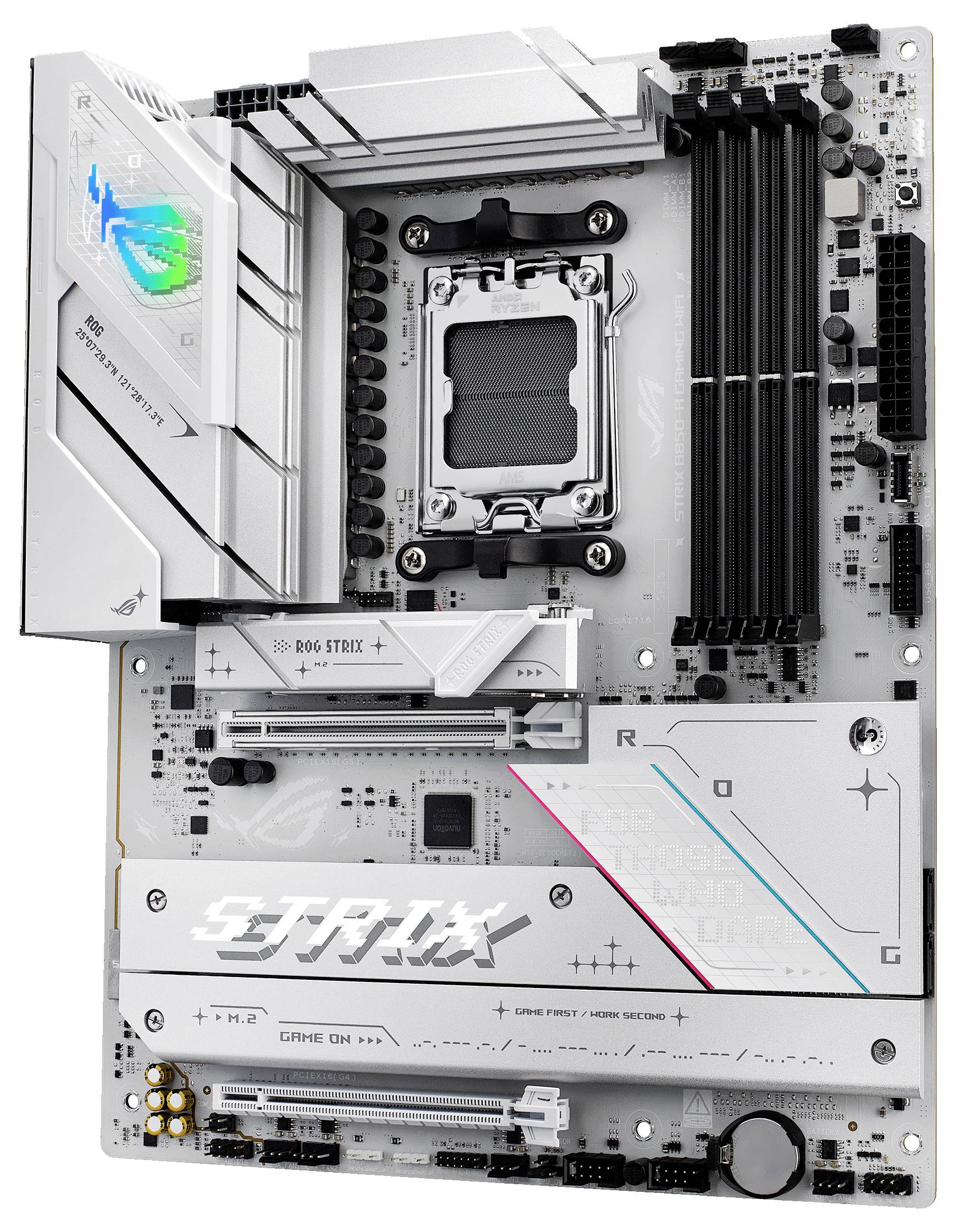 Ein silbernes Computer-Motherboard mit mehreren PCIe-, RAM-Steckplätzen und Kühlkörper. Markenaufschrift 'STRIX' sichtbar.