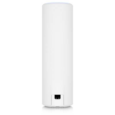 Ein weißer, zylindrischer Router mit leichten blauen Akzenten oben. Der Router steht aufrecht und hat minimalistische Designmerkmale.