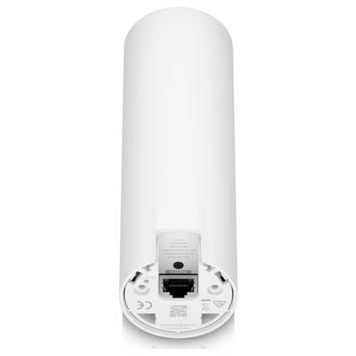 Ein weißer zylindrischer Router mit Anschlüssen auf der Rückseite, einschließlich Netzwerkkabel- und Stromanschluss.
