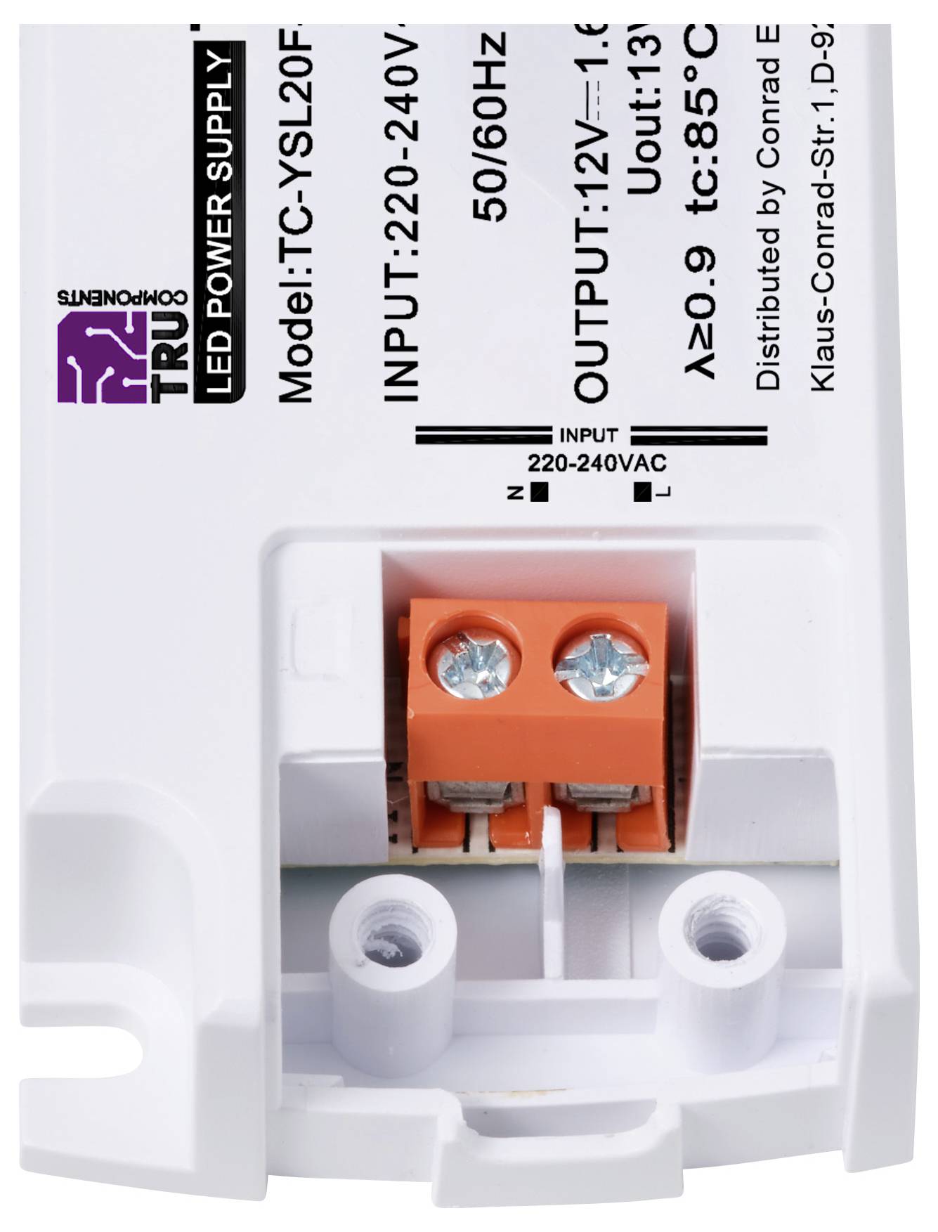 LED-Stromversorgungseinheit mit Modellnummer TC-YSL20FD. Eingang 220-240VAC, Ausgang 12V/1,5A. Vertikale Ansicht auf die Anschlüsse.