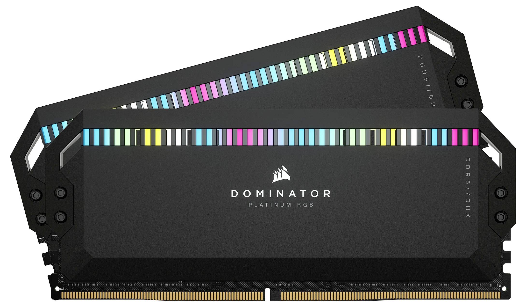 'Zwei Corsair Dominator Platinum RGB RAM-Module mit mehrfarbigen Lichtstreifen'