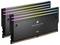Zwei DDR5-RAM-Module mit RGB-Beleuchtung. Sie tragen die Aufschrift 'Dominator Titanium'.