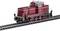 Eine rote Modelleisenbahn-Lokomotive im klassischen Design auf einem kurzen Gleisstück, mit detaillierten Rädern und Lackierungen.
