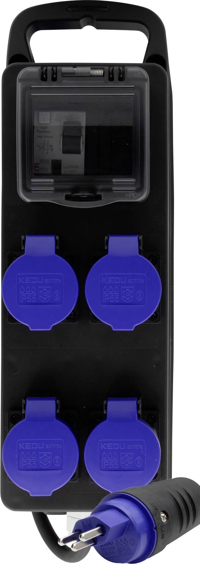 Ein schwarzes Verlängerungskabel mit vier blauen Steckdosen und einem blauen Stecker. Oben befindet sich eine transparente Abdeckung.