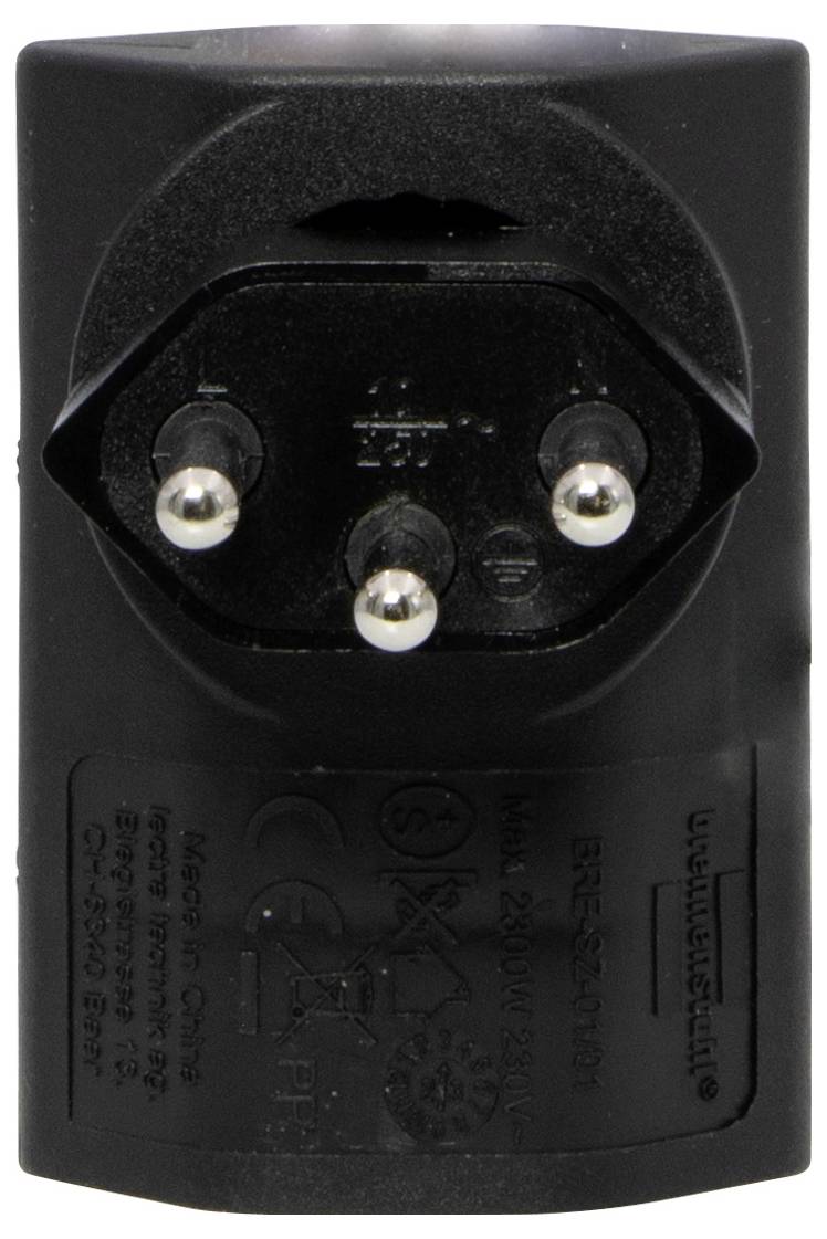Ein schwarzer Adapter für einen britischen Stecker mit drei Stiften, geeignet für 250V~/13A, mit CE- und BS-Kennzeichnungen am Gehäuse.