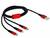 Ein rotes Mehrfachladekabel mit einem USB-Anschluss und drei verschiedenen Anschlüssen: USB-C, Mikro-USB und Lightning.