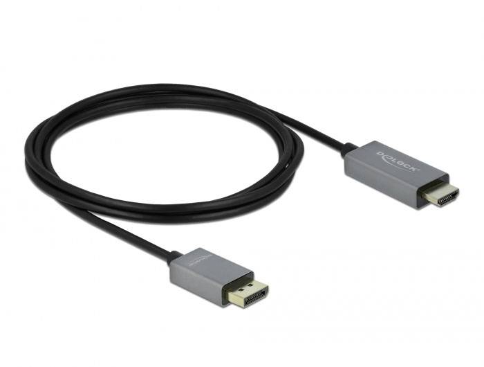 Ein schwarzes Kabel verbindet zwei Stecker: einen DisplayPort-Stecker und einen HDMI-Stecker. Es dient zur Verbindung von Geräten.