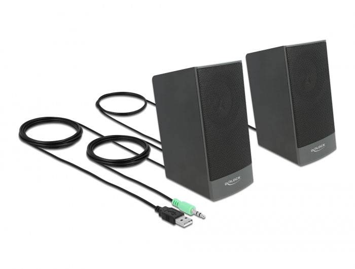 Zwei schwarze Lautsprecherboxen mit Kabeln, einer für USB- und einer für 3,5-mm-Anschluss, auf weißem Hintergrund.