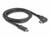 Schwarzes USB-C-Kabel mit abgewinkeltem Stecker auf einer Seite, geeignet für Data-Transfer und Aufladung.