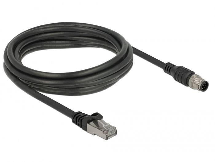 'Ein schwarzes Netzwerk-Kabel mit einem RJ45-Stecker auf der einen Seite und einem Rundstecker auf der anderen Seite.'