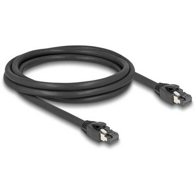 Schwarzes Ethernet-Kabel mit zwei RJ45-Steckern, aufgerollt auf hellem Hintergrund. Ideal für Netzwerkverbindungen.