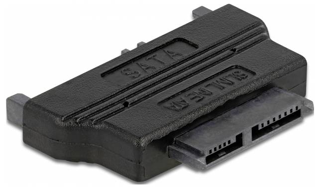Ein schwarzer SATA-Adapter, der zum Verbinden von Festplatten oder SSDs mit Computern verwendet wird.