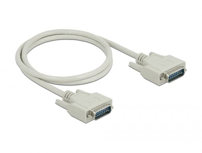 Ein serielles Kabel mit zwei D-Sub-Steckern, verwendet für die Übertragung von Daten zwischen Geräten.