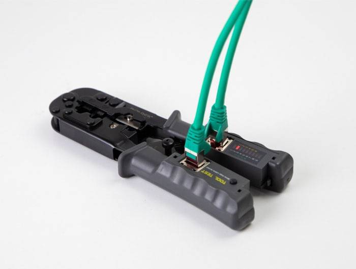 Delock 90510 90510 Multifunktionszange Modularstecker (Westernstecker) Inkl. Abisolierwerkzeug RJ45-7