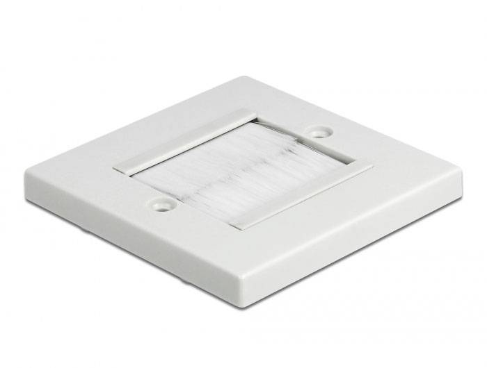 Weiße Abdeckplatte mit Bürstenleiste für Kabeldurchführung; rechteckig, mit Schraubenlöchern an den Seiten.
