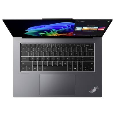 Laptop mit offenem Bildschirm, das bunte Grafiken und ein Programmfenster zeigt. Im Fokus steht die schwarze Tastatur mit Touchpad.