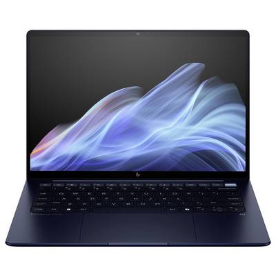 Ein Laptop mit schwarzem Gehäuse, vollständig geöffneter Bildschirm zeigt einen abstrakten wellenförmigen blauen Hintergrund.