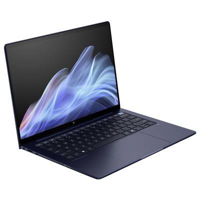 Ein schlanker, geöffneter Laptop mit schwarzer Tastatur und einem Bildschirm, der abstrakte, blaue Lichtwellen zeigt.