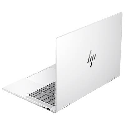 Ein silberner Laptop von HP, geöffnet, mit einer sichtbaren Tastatur. Das schlanke Design zeigt moderne und elegante Linienführung.