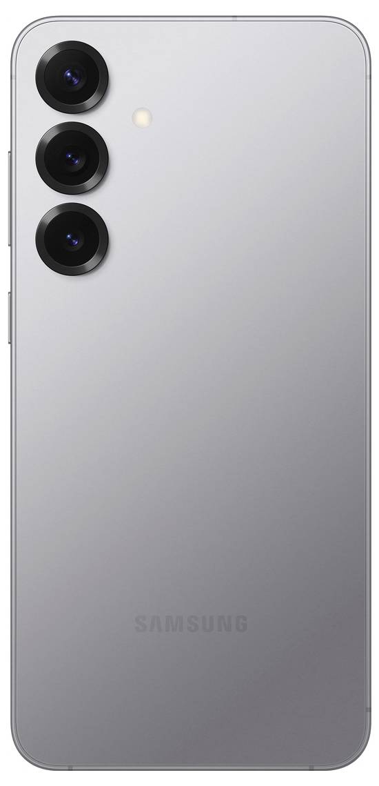 Ein silbernes Smartphone mit drei Rückkameras in vertikaler Anordnung auf der linken Seite. Es hat ein glattes und modernes Design.