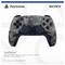 Ein kabelloser DualSense-Controller für PS5 mit Tarnmuster, abgebildet auf der Verpackung. Markenlogos von PlayStation und Sony sind sichtbar.