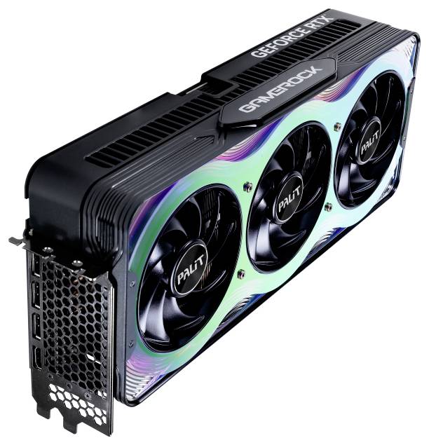 Grafikkarte mit drei Lüftern und holografischem Aufdruck. Beschriftet mit 'Palit' und 'GeForce RTX'.