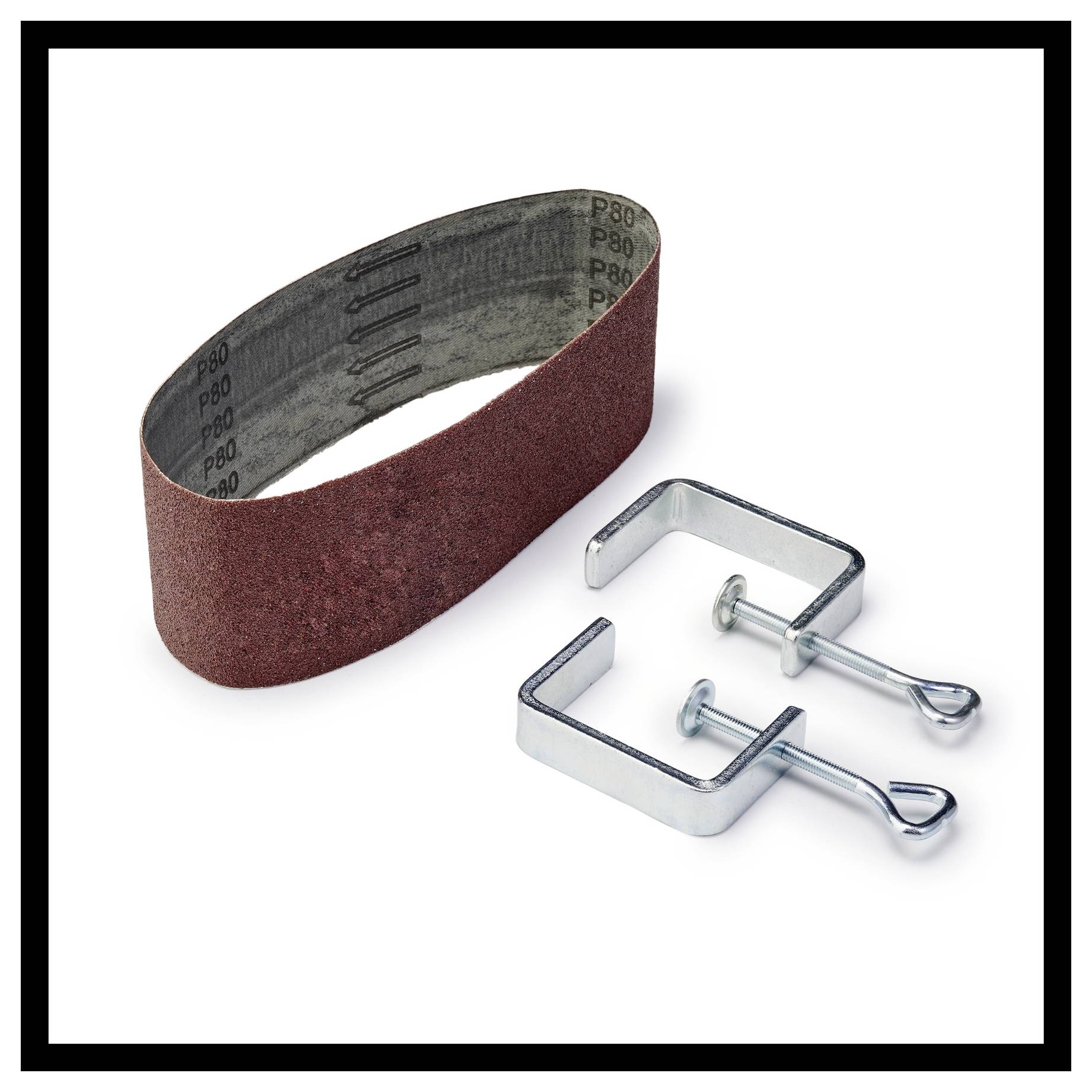 Schleifband und zwei Metallklammern auf weißem Hintergrund.