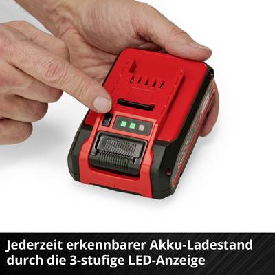 Hand drückt auf eine rote Akku-Ladeanzeige mit drei grünen LEDs. Darunter Text: 'Jederzeit erkennbarer Akku-Ladestand durch die 3-stufige LED-Anzeige'.