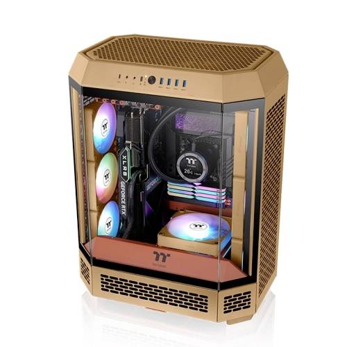Gaming-PC mit transparentem Gehäuse, innen bunte LED-Leuchten und sichtbar platzierte Hardwarekomponenten.