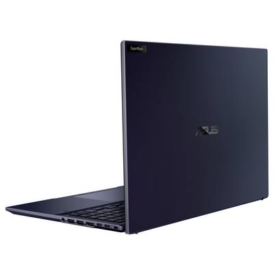 Ein schwarzes Laptop von der Seite mit teilweise geöffnetem Display. Das Logo ist sichtbar, der Hintergrund ist dunkel.