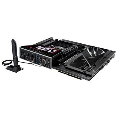 Ein Gaming-Motherboard mit integriertem Wi-Fi-Modul und RGB-Beleuchtung. Es zeigt mehrere Anschlüsse und Steckplätze für PC-Komponenten.