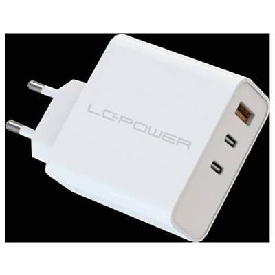 Weißes Ladegerät mit zwei USB-C-Anschlüssen und einem USB-A-Anschluss, seitlich liegend.