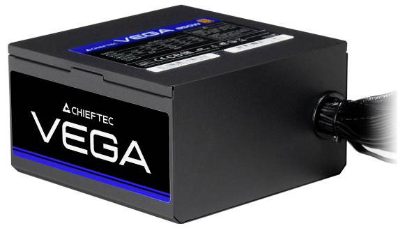 Netzteil von Chieftec, Modell 'Vega', rechteckig, schwarz mit Kabelbündel auf der rechten Seite, Produktinformationen oben.