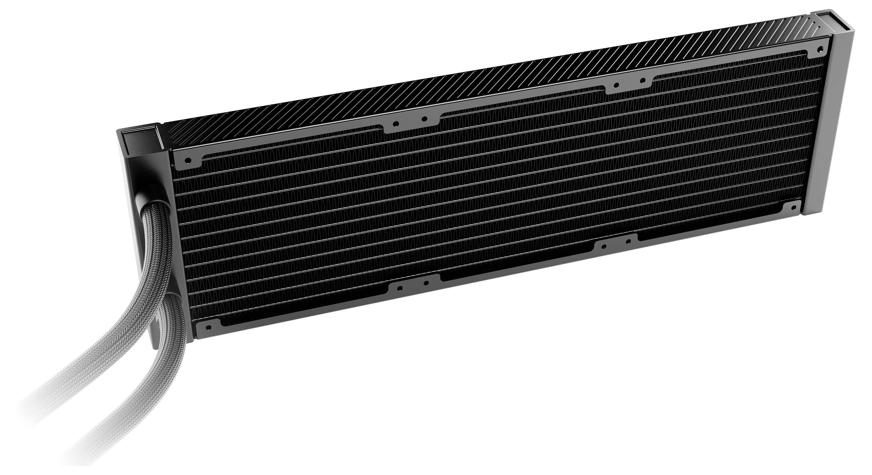 Eine schwarze Computerflüssigkeitskühlung mit langen Schläuchen, die aus der linken Seite herausragen.