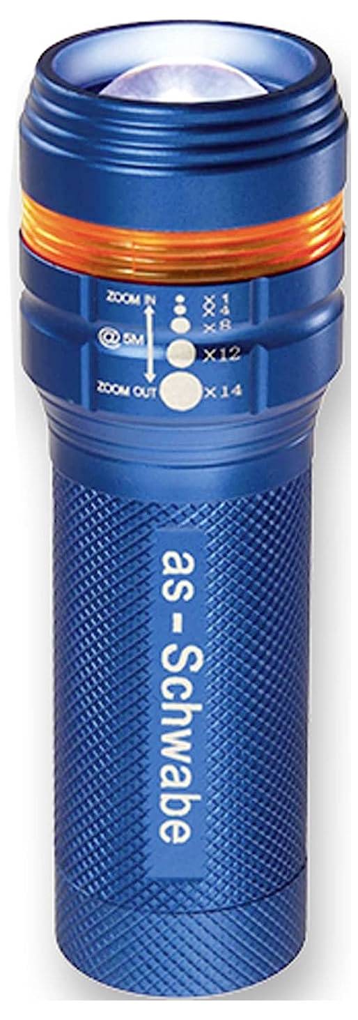 Blaue LED-Taschenlampe mit einstellbarem Zoom und orangenen Details. Beschriftung: 'as-Schwabe'.