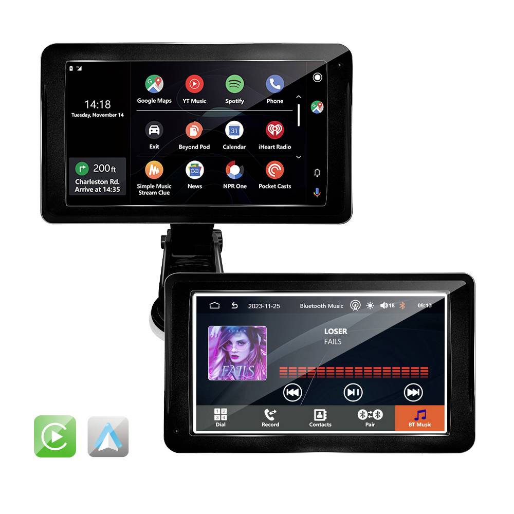 'Zwei elektronische Displays mit verschiedenen Benutzeroberflächen, eine zeigt App-Symbole und Uhrzeit, die andere Musik-Player.'