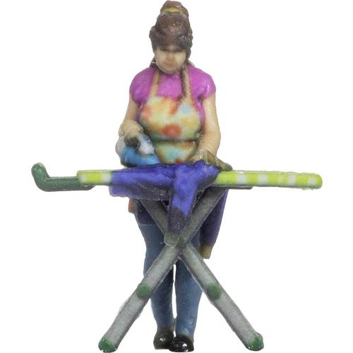 NOCH H0 Frau bügelt Bemalt, Stehend