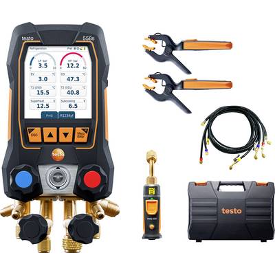 Eine Gerätekombination zur Kältemessung von Testo mit Anzeige, Zangen, Kabeln, einem Transmitter und einem schwarzen Koffer.