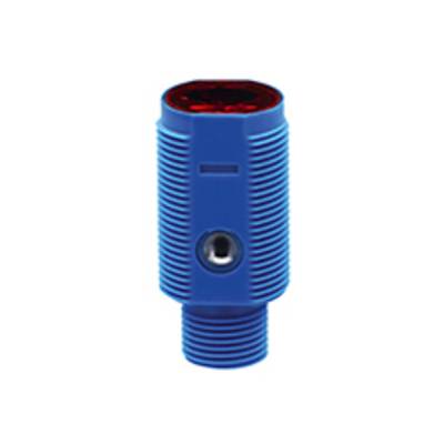 Ein blauer zylindrischer Sensor mit gerippter Oberfläche und roter Linse, verwendet in Industrieanwendungen zur Objekterkennung.