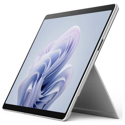 Ein moderner, silberner Tablet-Computer steht in einem Winkel auf einem Ständer. Der Bildschirm zeigt ein abstraktes, blau-violettes Design.
