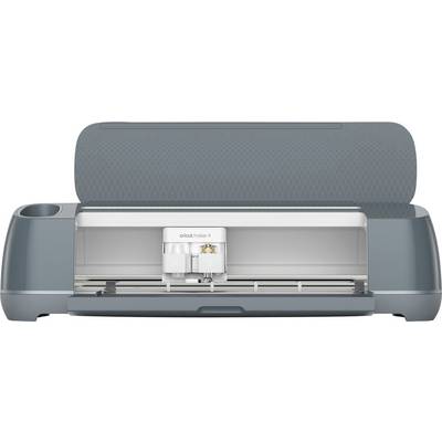 Ein grauer Schneideplotter, geöffnet, zeigt das automatische Schneide- und Zeichenwerkzeug.