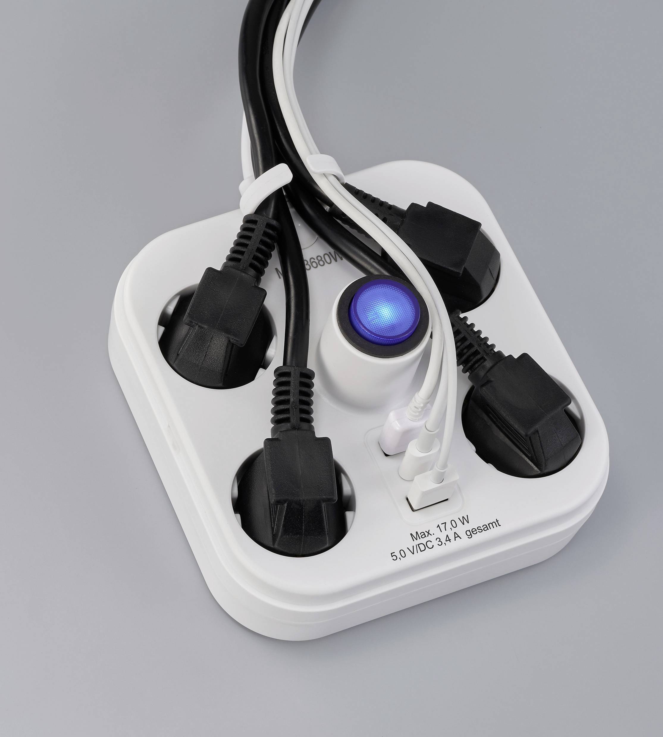 Steckdosenwürfel mit 4x Schutzkontaktdosen und 3x USB