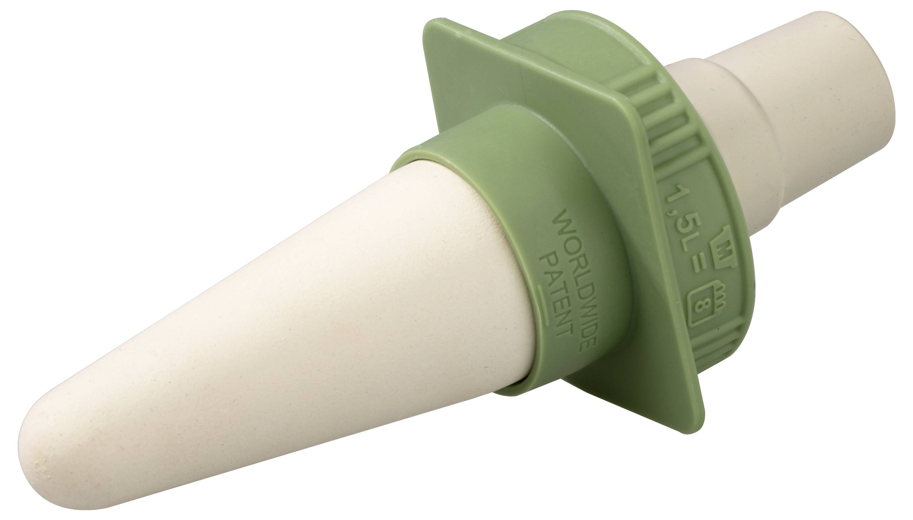 Ein selbstbewässernder Tonkegel mit grünem Kunststoffadapter für Pflanzen, schraubbar auf Wasserflaschen, zur automatischen Bewässerung.